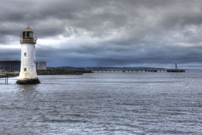 Lighthouse_on_shannon_river_(8051332659)_(2)
